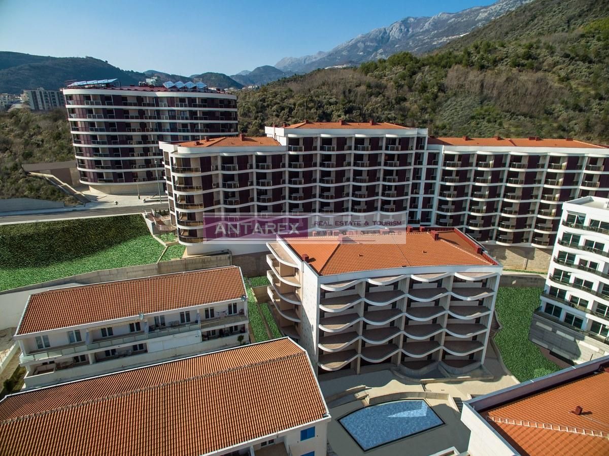 Apartamento en Becici, Montenegro, 46 m² - imagen 1