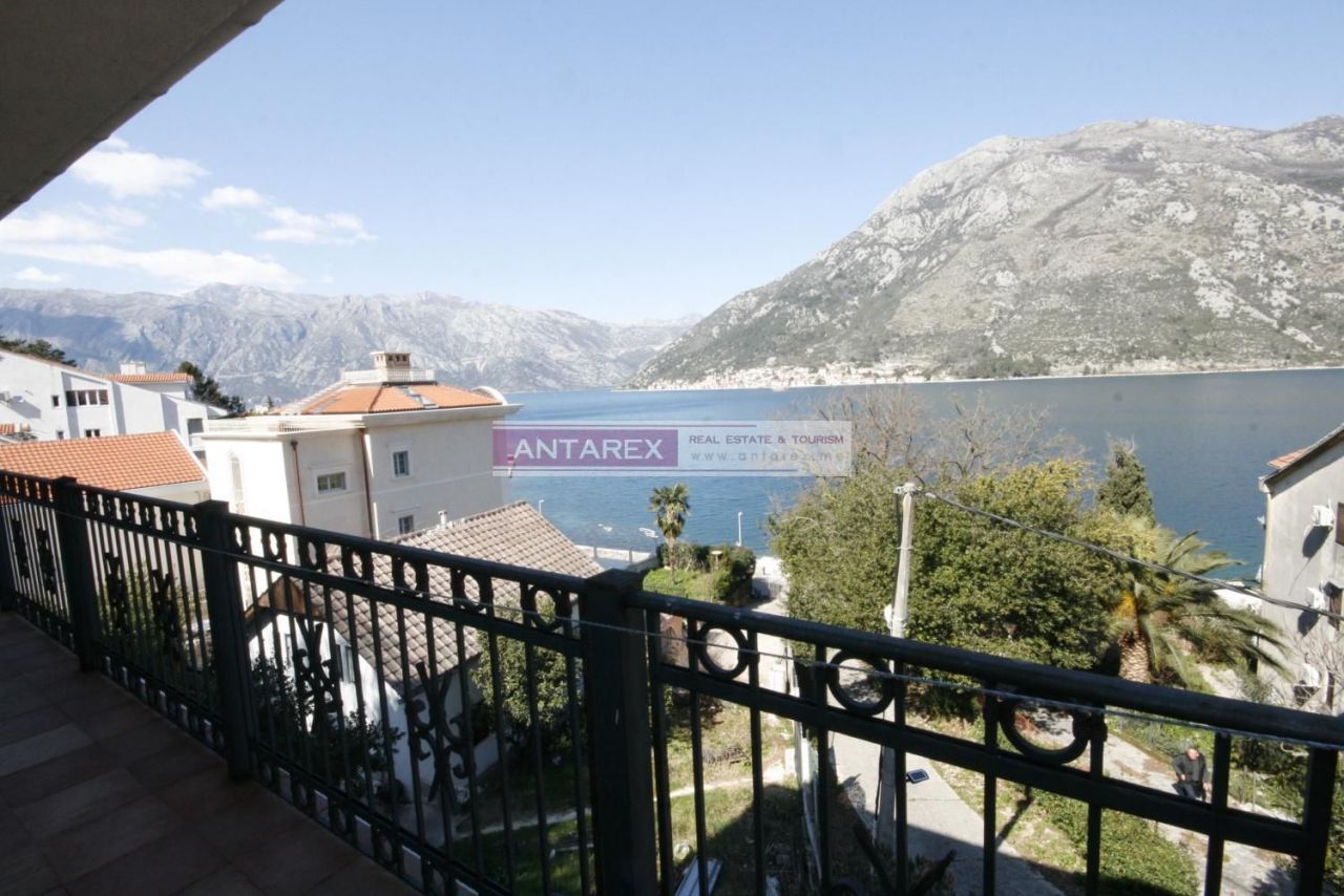 Villa en Stoliv, Montenegro, 148 m² - imagen 1