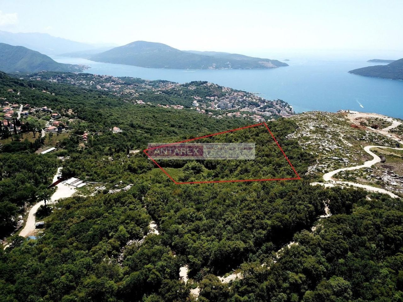 Land in Herceg-Novi, Montenegro, 12 676 m² - picture 1