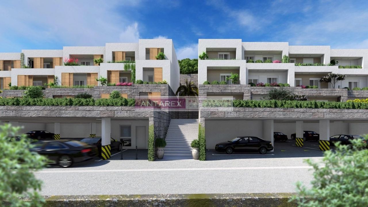 Apartment in Igalo, Montenegro, 77.8 m² - picture 1