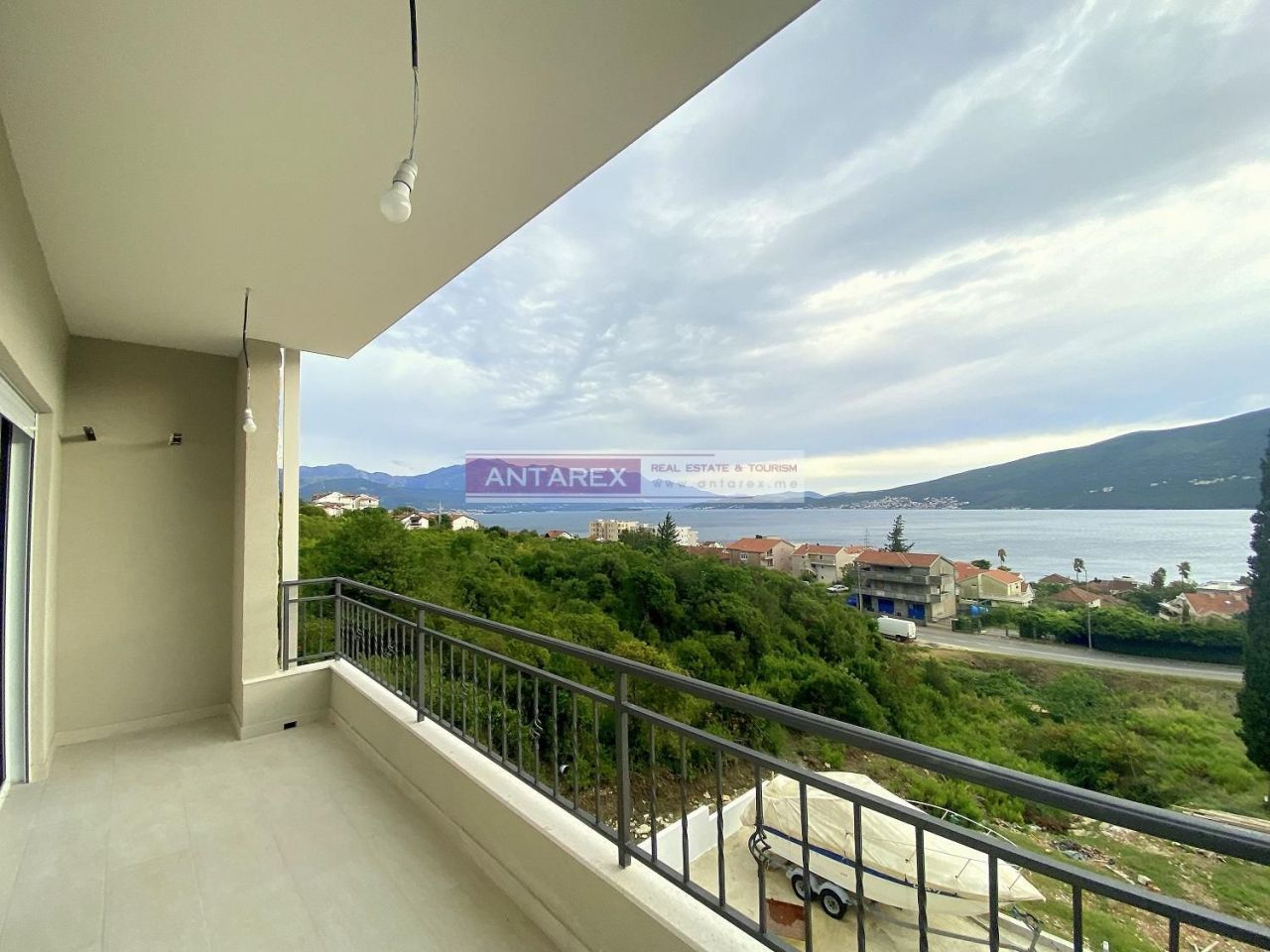 Apartment in Denovici, Montenegro, 46 m² - Foto 1