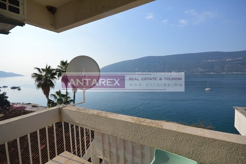 Apartment in Herceg-Novi, Montenegro, 50 m² - picture 2
