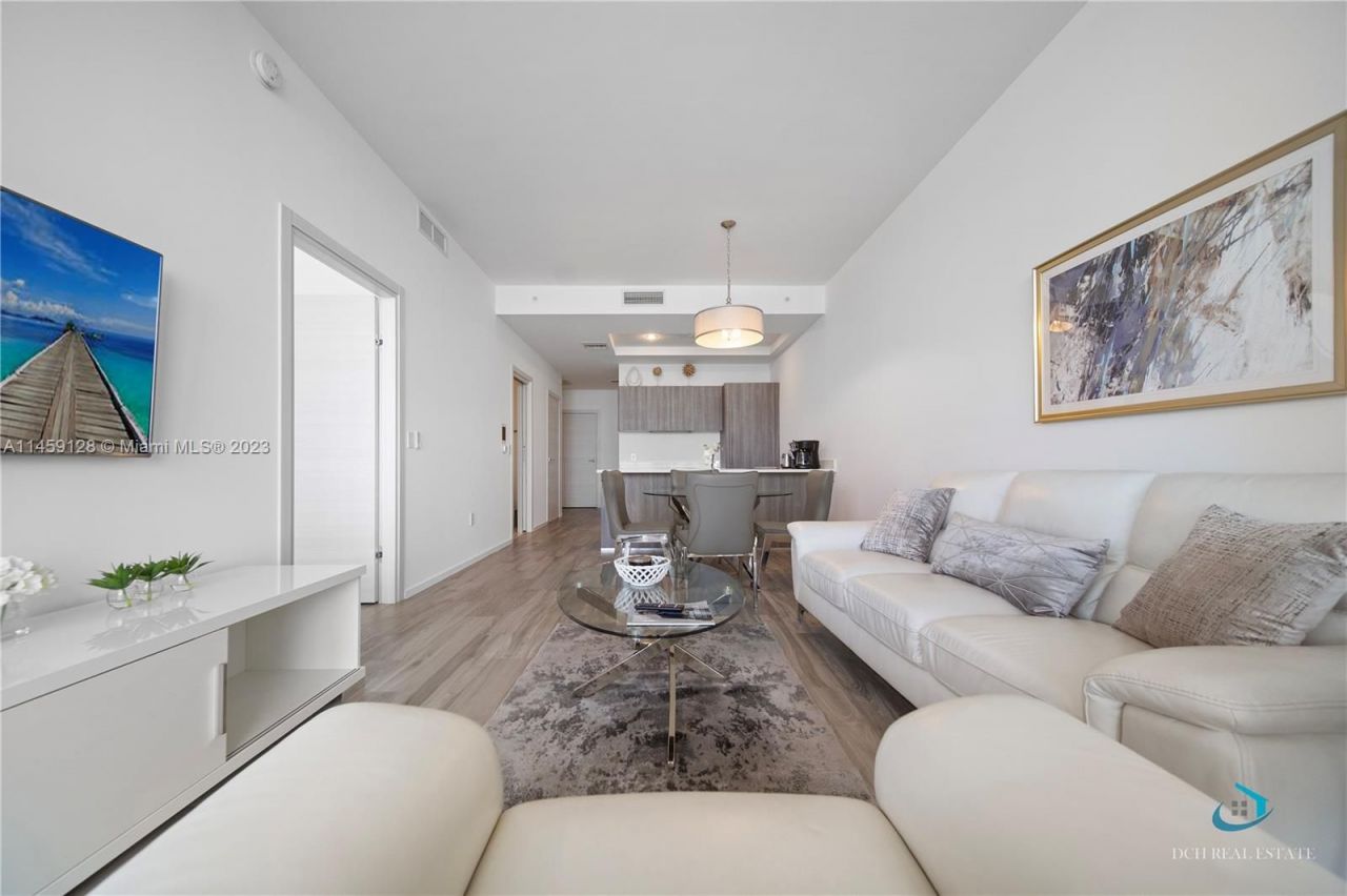 Penthouse in Miami, USA, 80 m² - picture 4