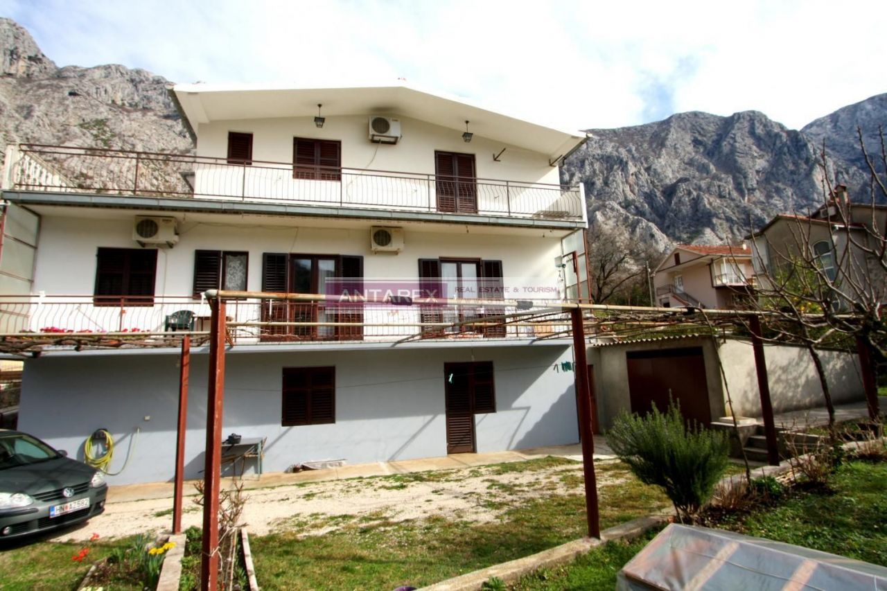 Villa in Orahovac, Montenegro, 296 m² - Foto 2