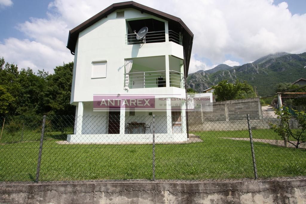 Villa a Zelenika, Montenegro, 152 m² - foto 2