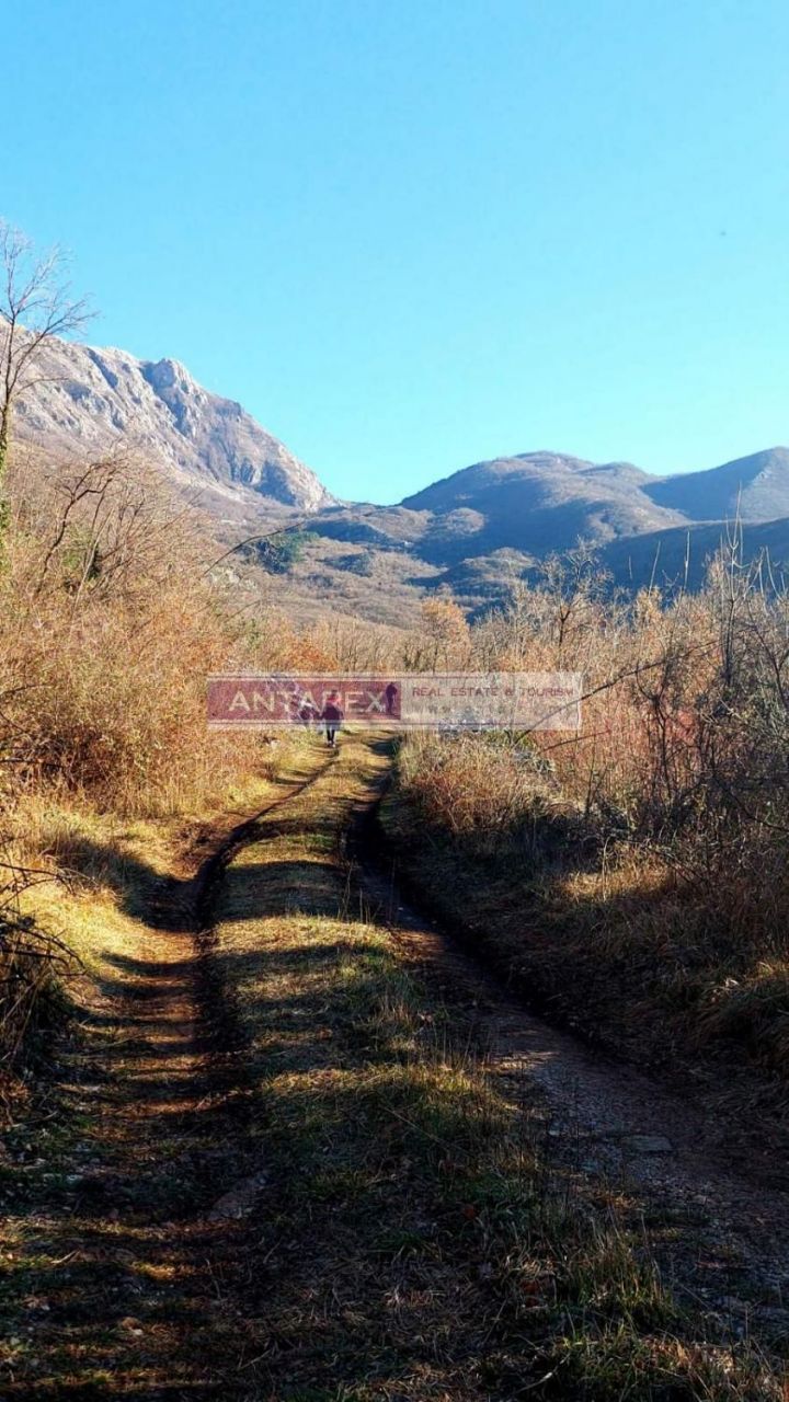 Grundstück in Kotor, Montenegro, 16 000 m² - Foto 2