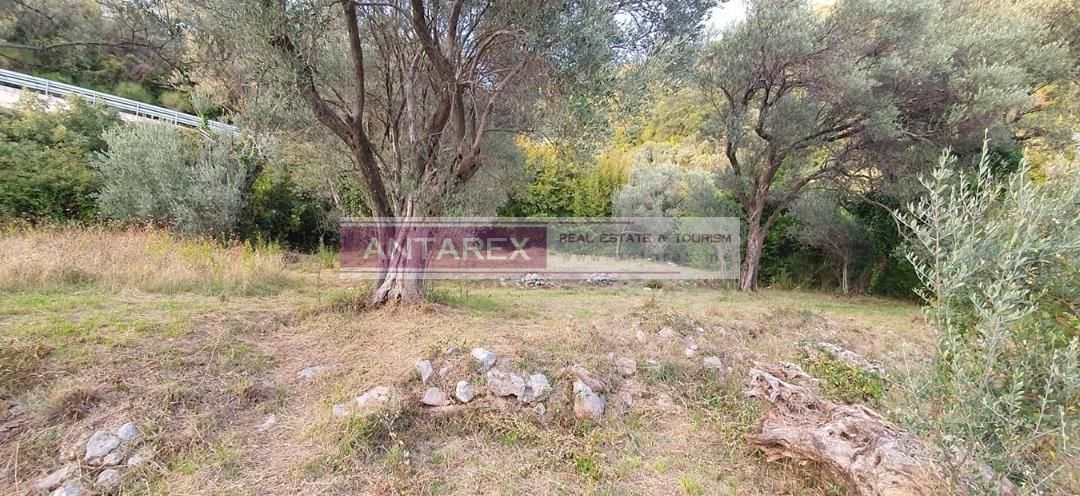 Terrain à Petrovac, Monténégro, 673 m² - image 2