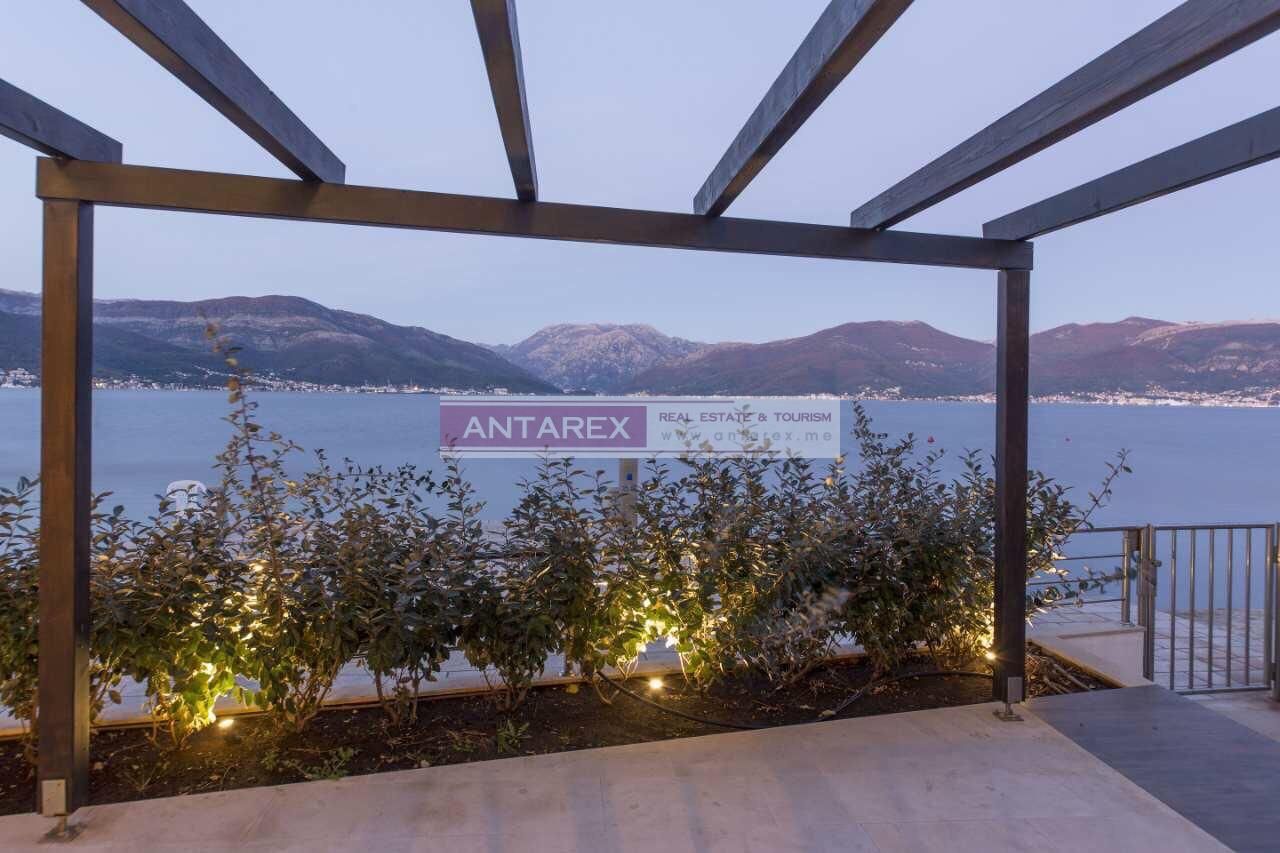 Villa a Krasici, Montenegro, 300 m² - foto 2