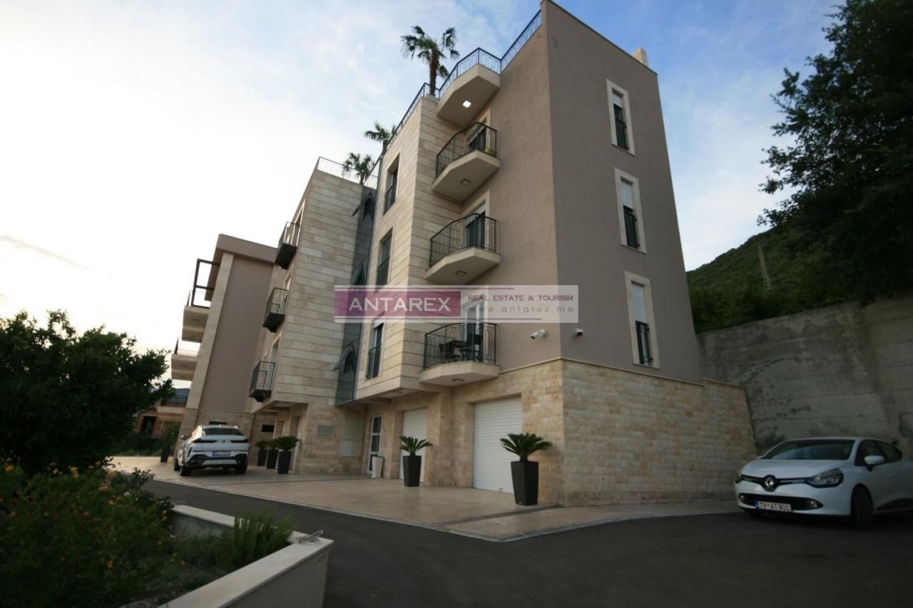 Apartment in Tivat, Montenegro, 60 m² - Foto 2