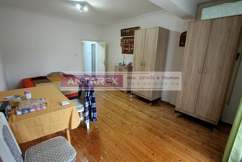 Appartement à Herceg-Novi, Monténégro, 76 m² - image 2