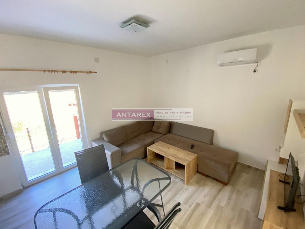 Villa a Zelenika, Montenegro, 71 m² - foto 2