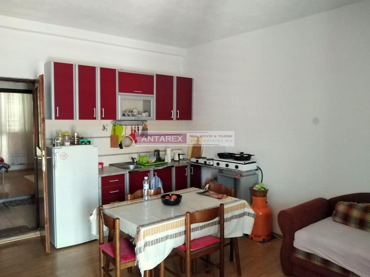 Villa in Herceg-Novi, Montenegro, 150 m² - Foto 2