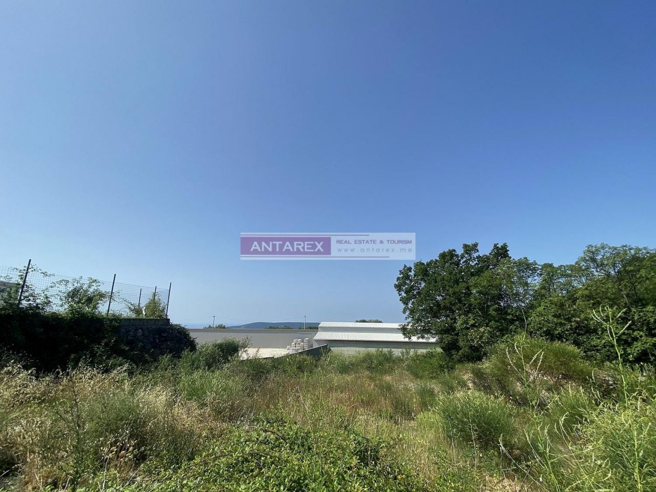 Land in Herceg-Novi, Montenegro, 1 819 m² - picture 2