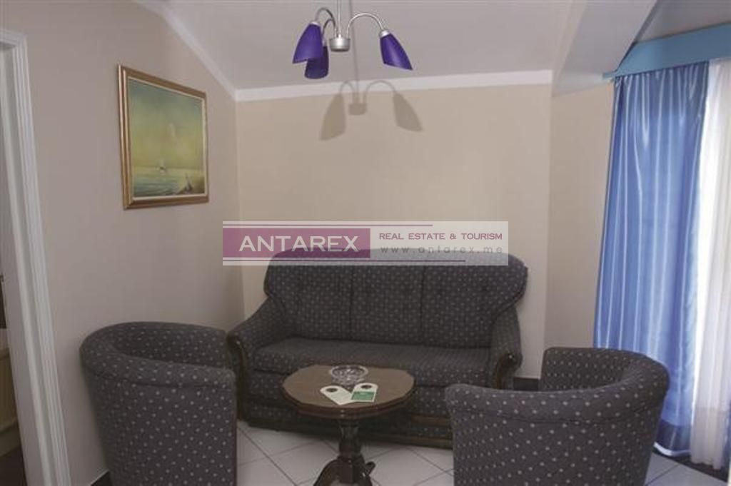 Biens commerciaux à Kumbor, Monténégro, 3 600 m² - image 3