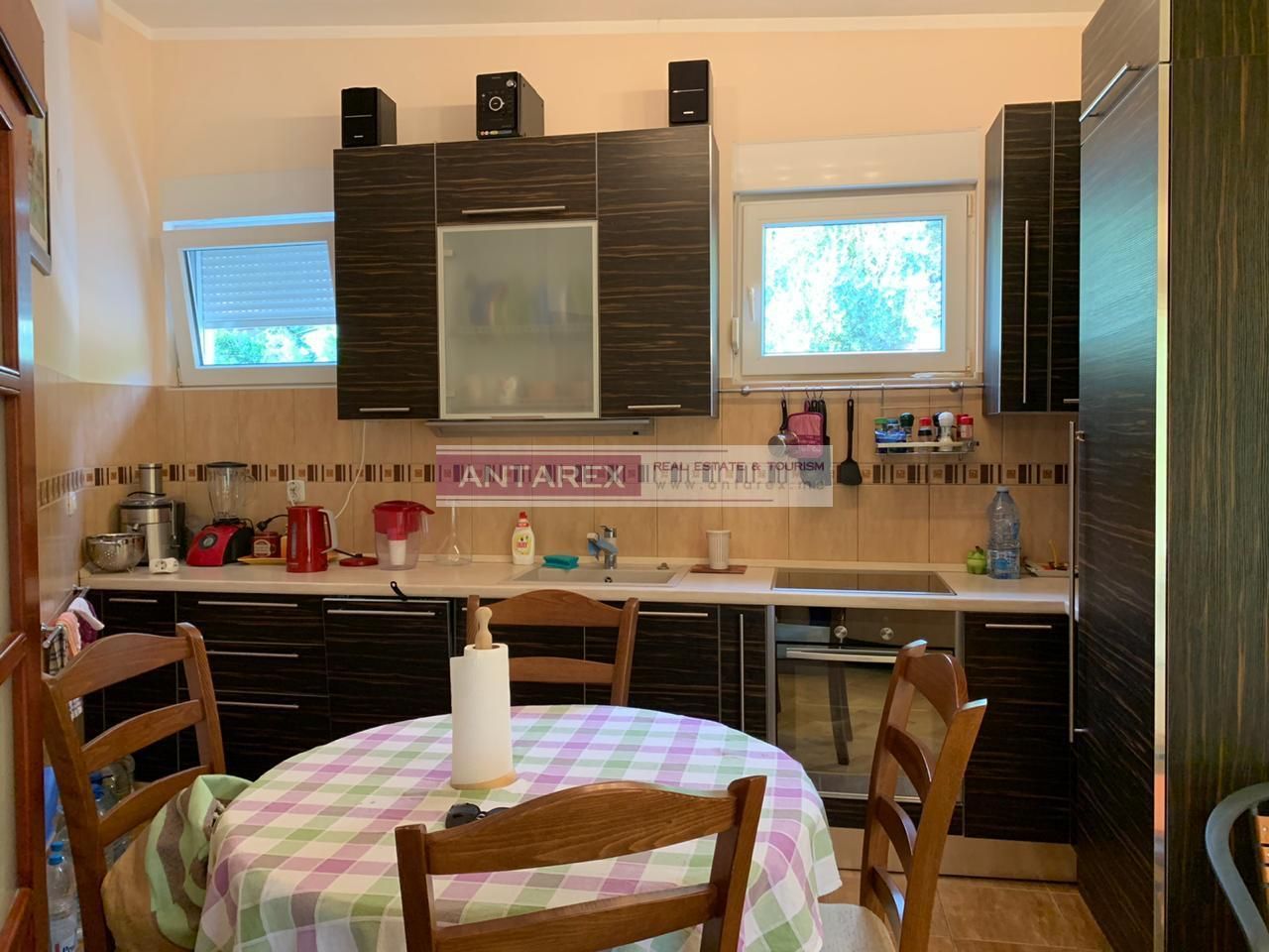 Apartamento en Kumbor, Montenegro, 73 m² - imagen 3