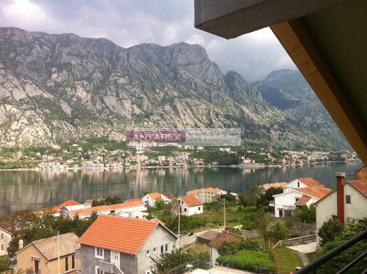 Villa in Prcanj, Montenegro, 357 m² - picture 3