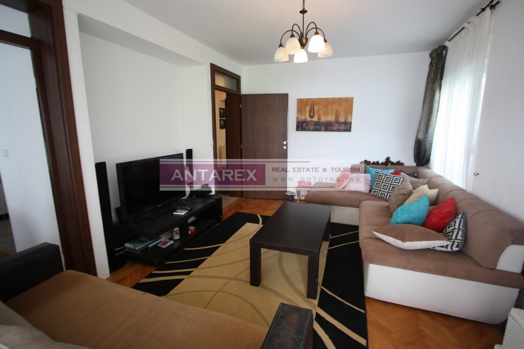 Appartement à Njivice, Monténégro, 75 m² - image 3