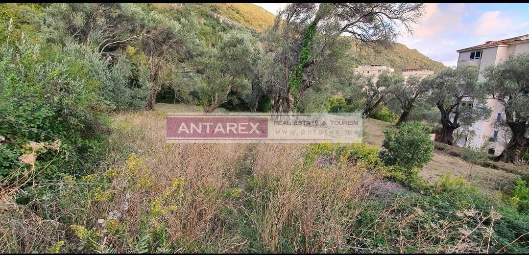 Terrain à Petrovac, Monténégro, 673 m² - image 3