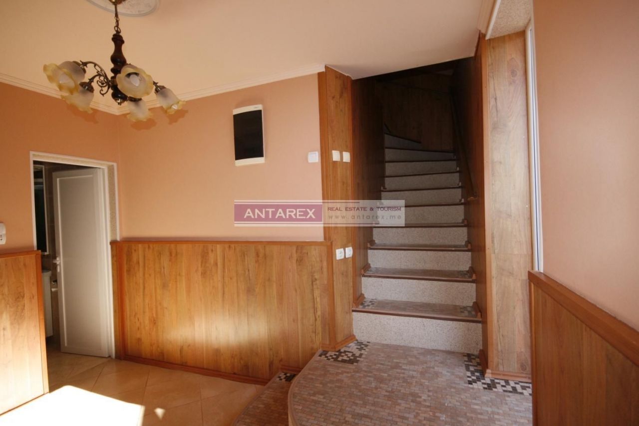 Villa in Tivat, Montenegro, 120 m² - picture 3