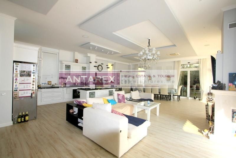 Villa in Denovici, Montenegro, 647 m² - picture 3