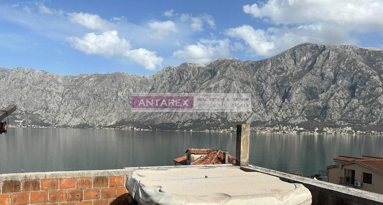 Villa in Prcanj, Montenegro, 516 m² - picture 3