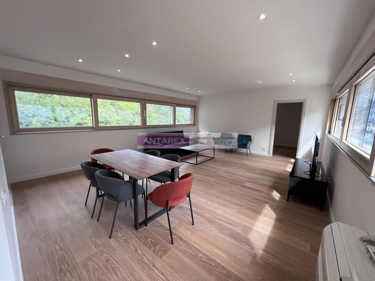 Appartement à Škaljari, Monténégro, 136 m² - image 3