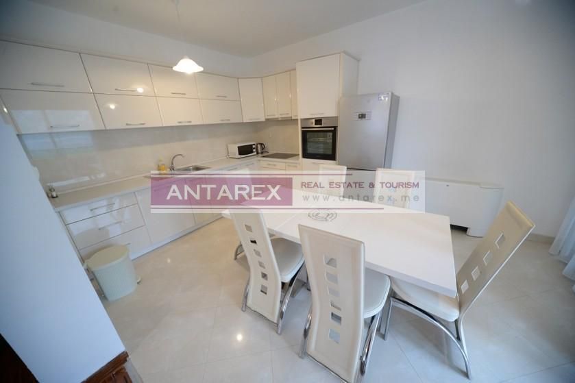 Appartement à Stoliv, Monténégro, 105 m² - image 3