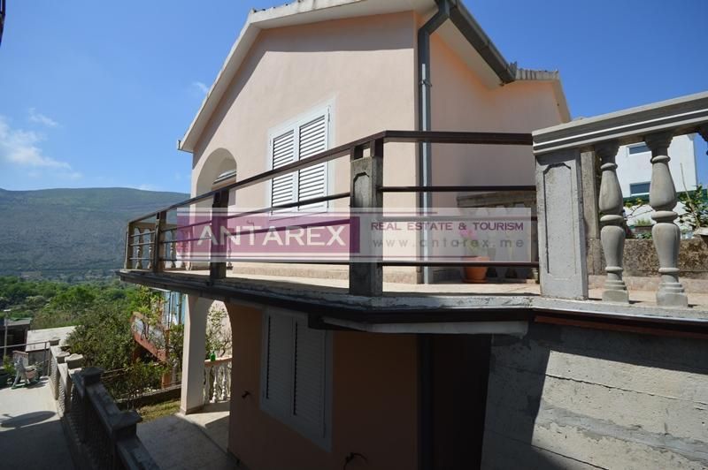 Villa in Igalo, Montenegro, 200 m² - Foto 4