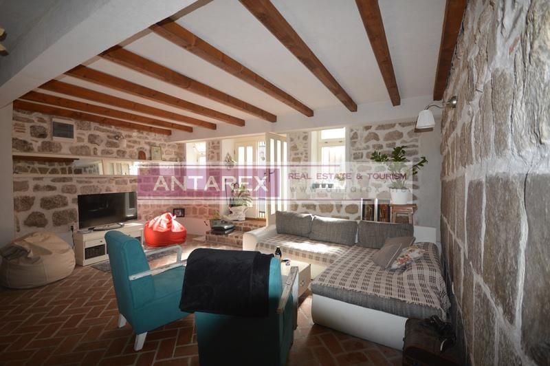 Apartment in Herceg-Novi, Montenegro, 106 m² - picture 4