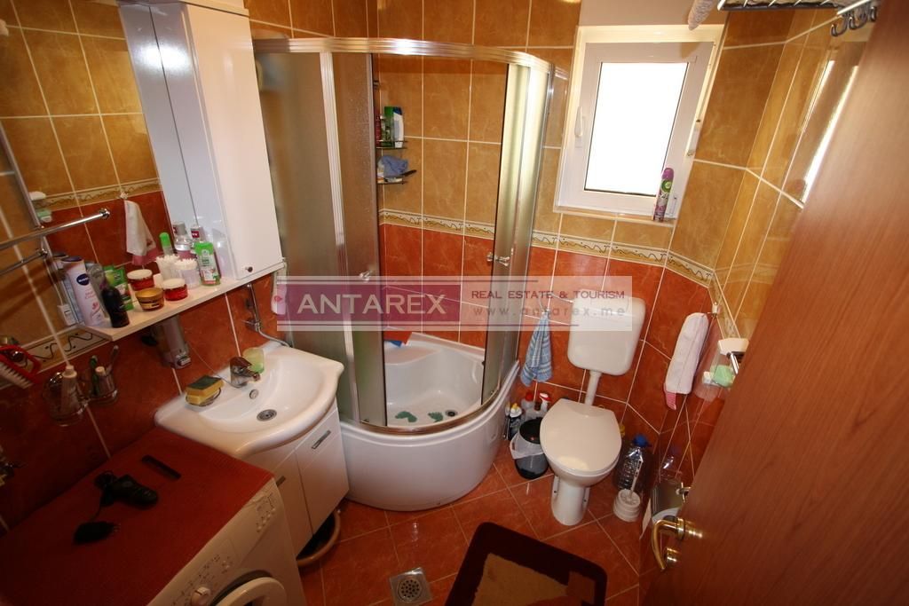 Apartment in Herceg-Novi, Montenegro, 102 m² - picture 4