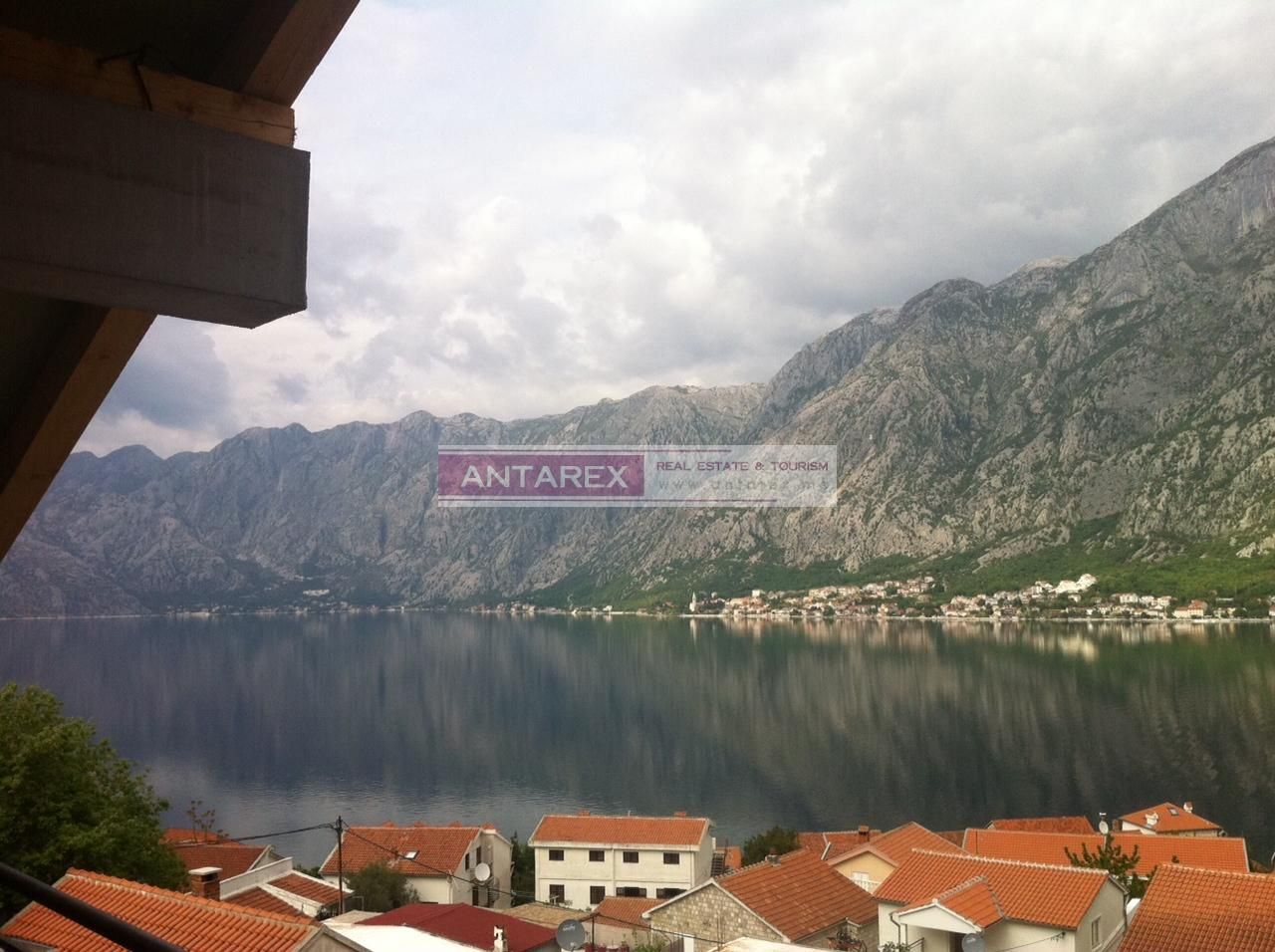 Villa in Prcanj, Montenegro, 357 m² - picture 4