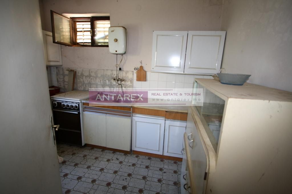 Villa in Zelenika, Montenegro, 84 m² - picture 4