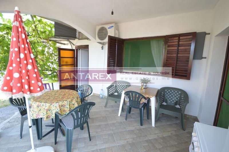 Villa in Herceg-Novi, Montenegro, 101 m² - picture 4