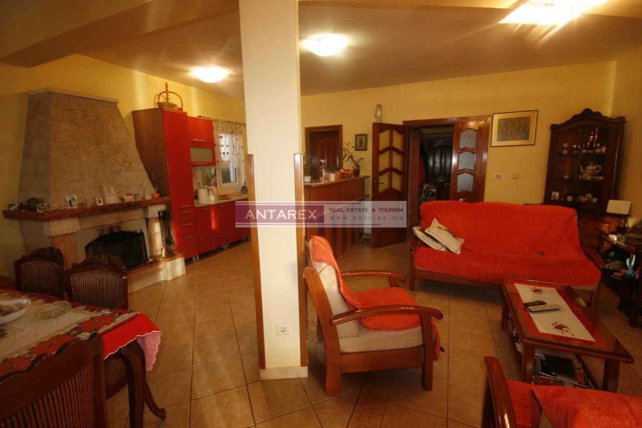 Villa à Lépétane, Monténégro, 257 m² - image 4