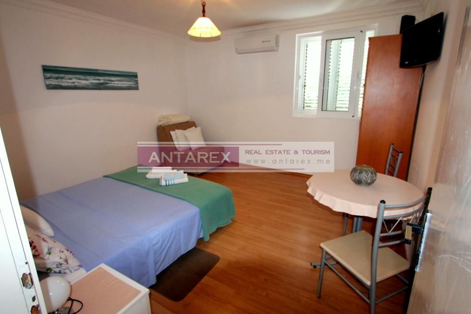 Villa en Herceg-Novi, Montenegro, 400 m² - imagen 3