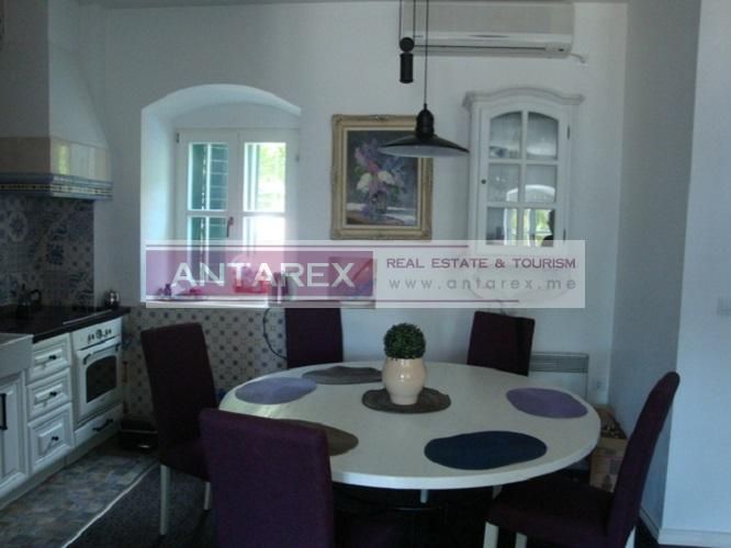 Apartamento en Herceg-Novi, Montenegro, 96 m² - imagen 4