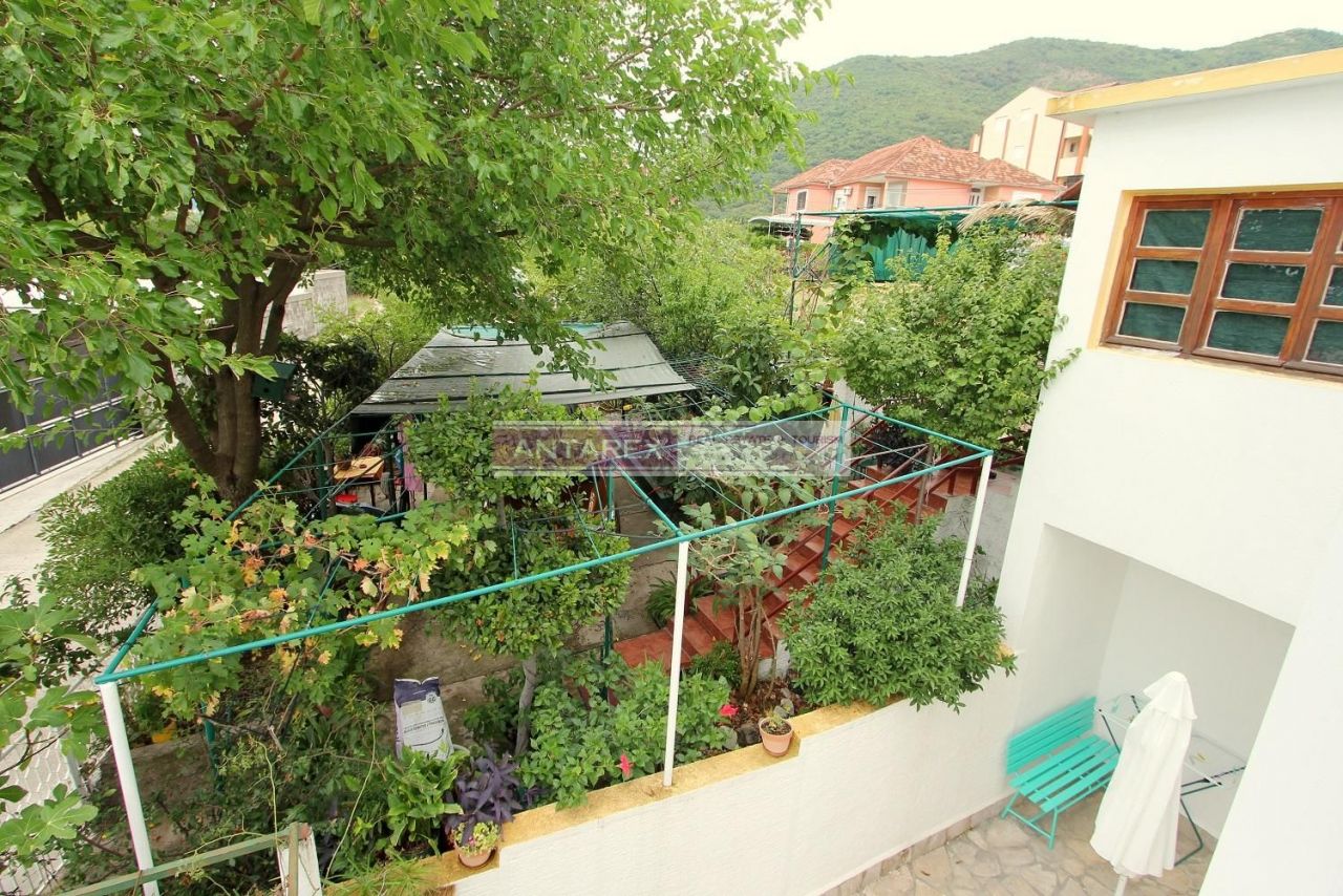 Villa en Bijela, Montenegro, 57 m² - imagen 4