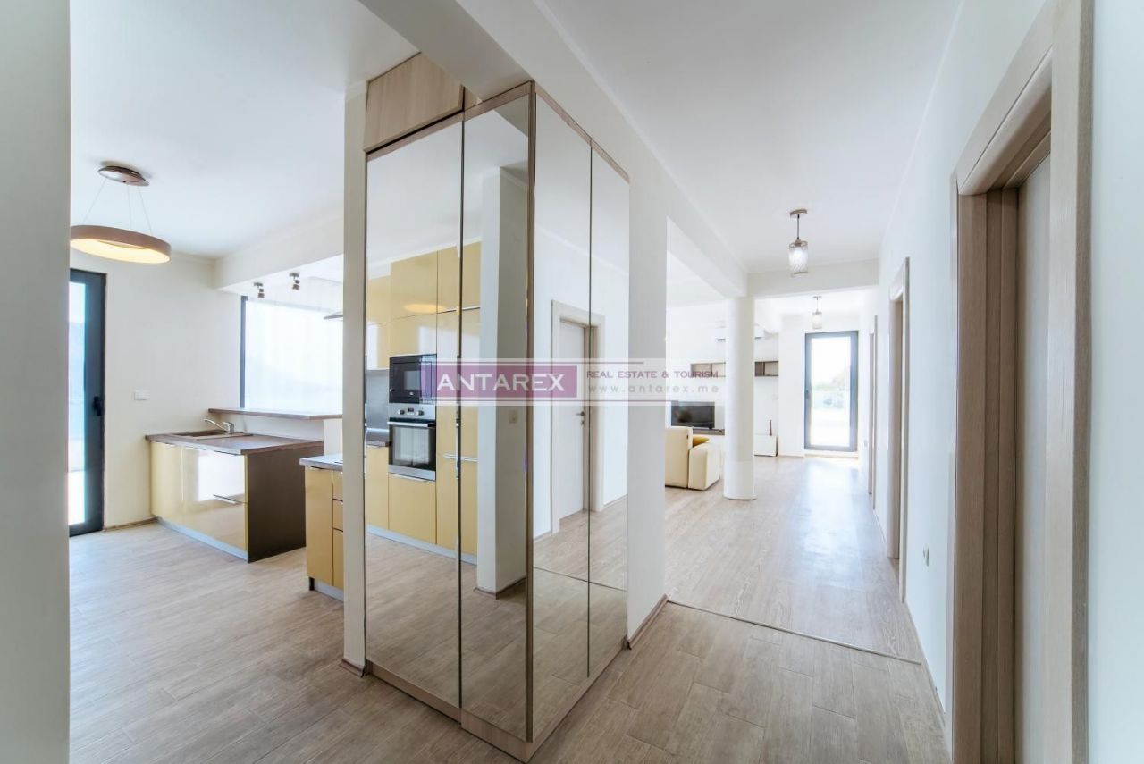 Appartement à Becici, Monténégro, 233 m² - image 4