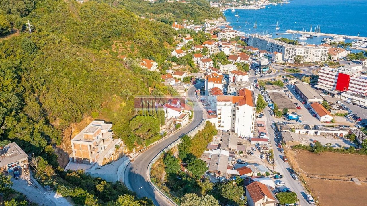 Villa a Megline, Montenegro, 600 m² - foto 4