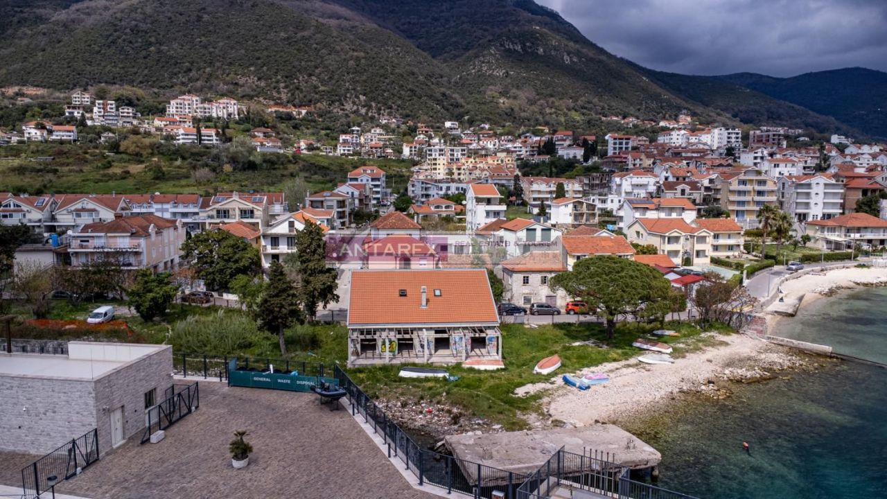 Villa in Denovici, Montenegro, 320 m² - picture 4