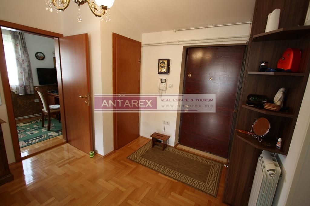 Apartment in Herceg-Novi, Montenegro, 102 m² - picture 5