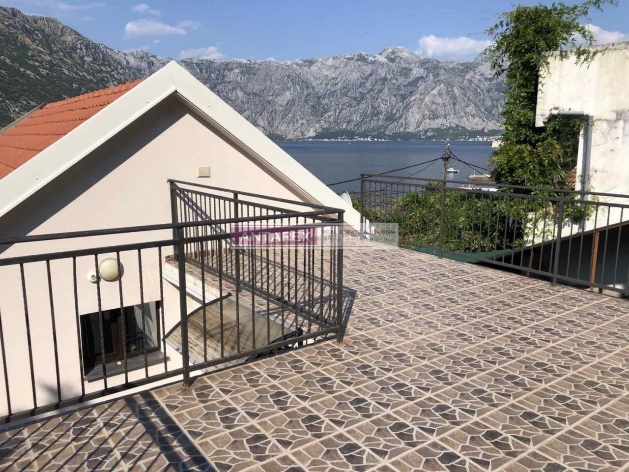 Villa in Stoliv, Montenegro, 102 m² - picture 5