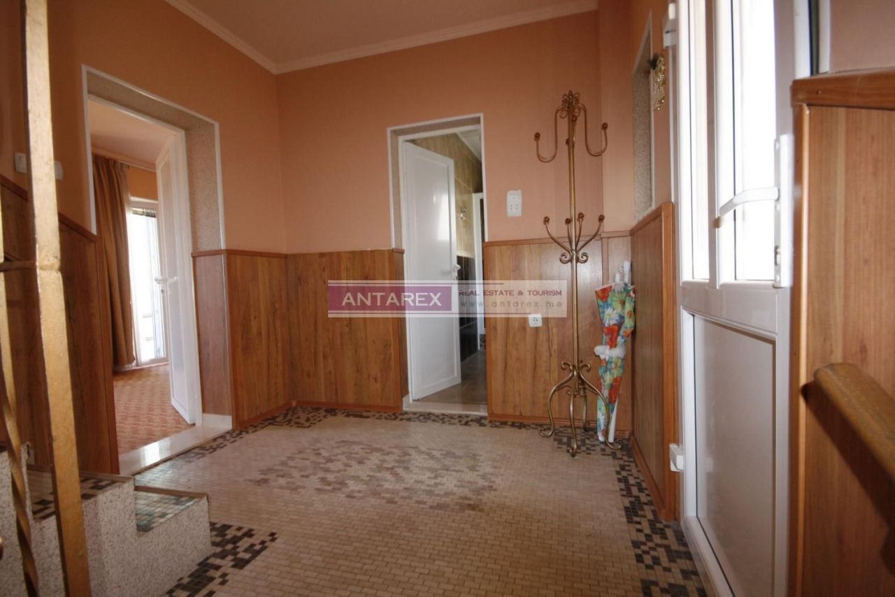 Villa in Tivat, Montenegro, 120 m² - picture 5