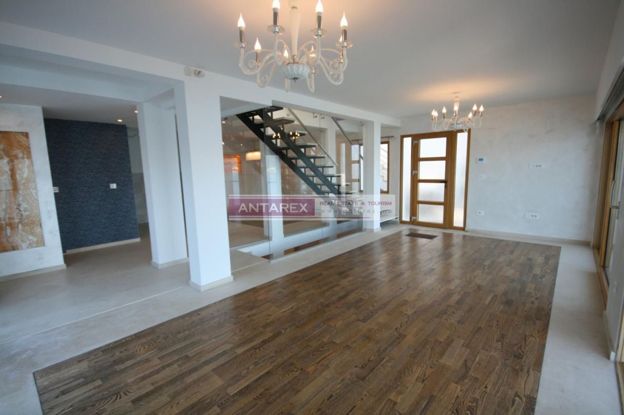 Villa a Krasici, Montenegro, 300 m² - foto 5