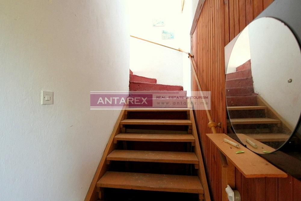 Villa in Igalo, Montenegro, 140 m² - picture 5