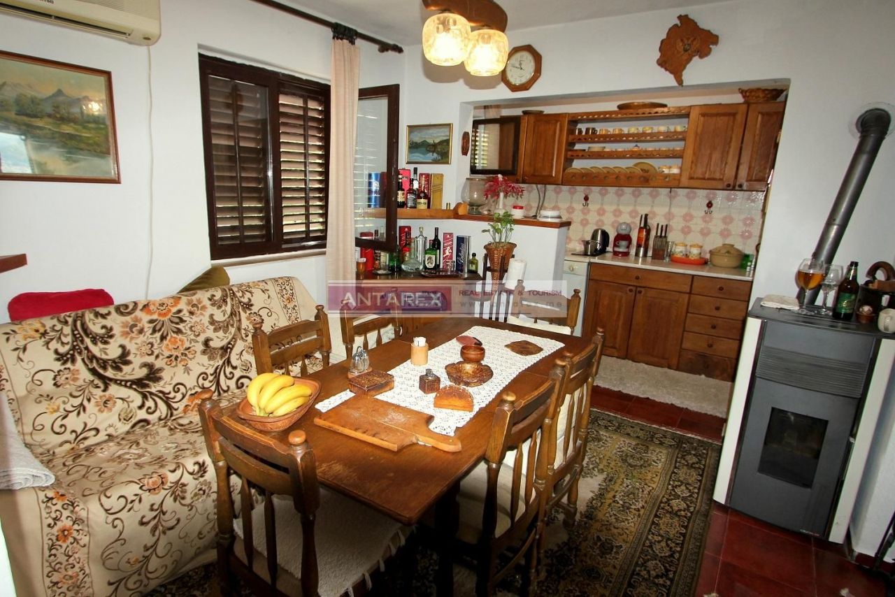 Villa en Bijela, Montenegro, 57 m² - imagen 5