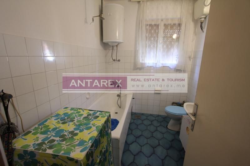 Apartamento en Igalo, Montenegro, 80 m² - imagen 5