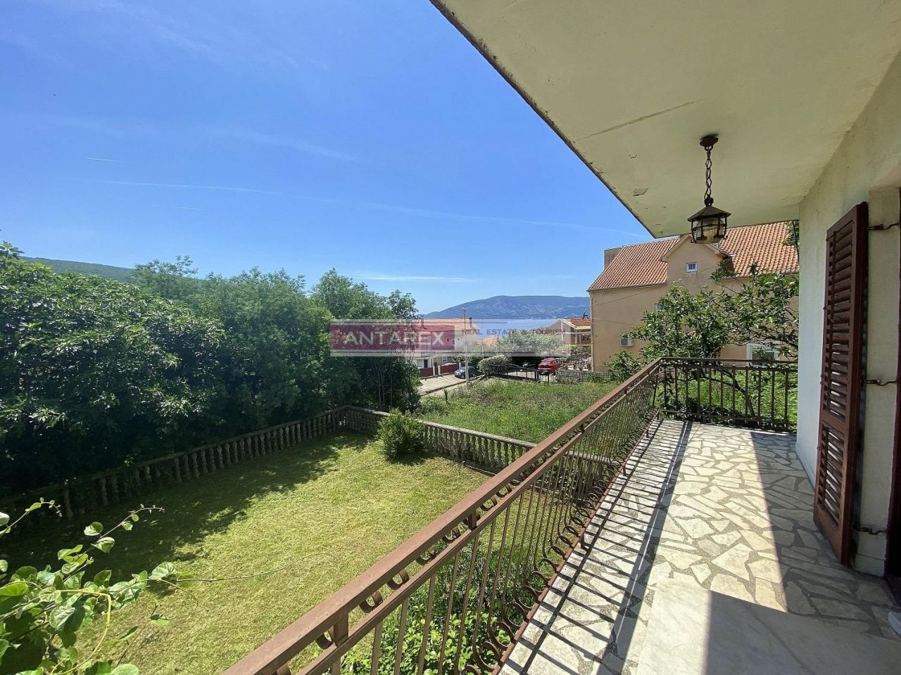 Villa à Kumbor, Monténégro, 140 m² - image 5