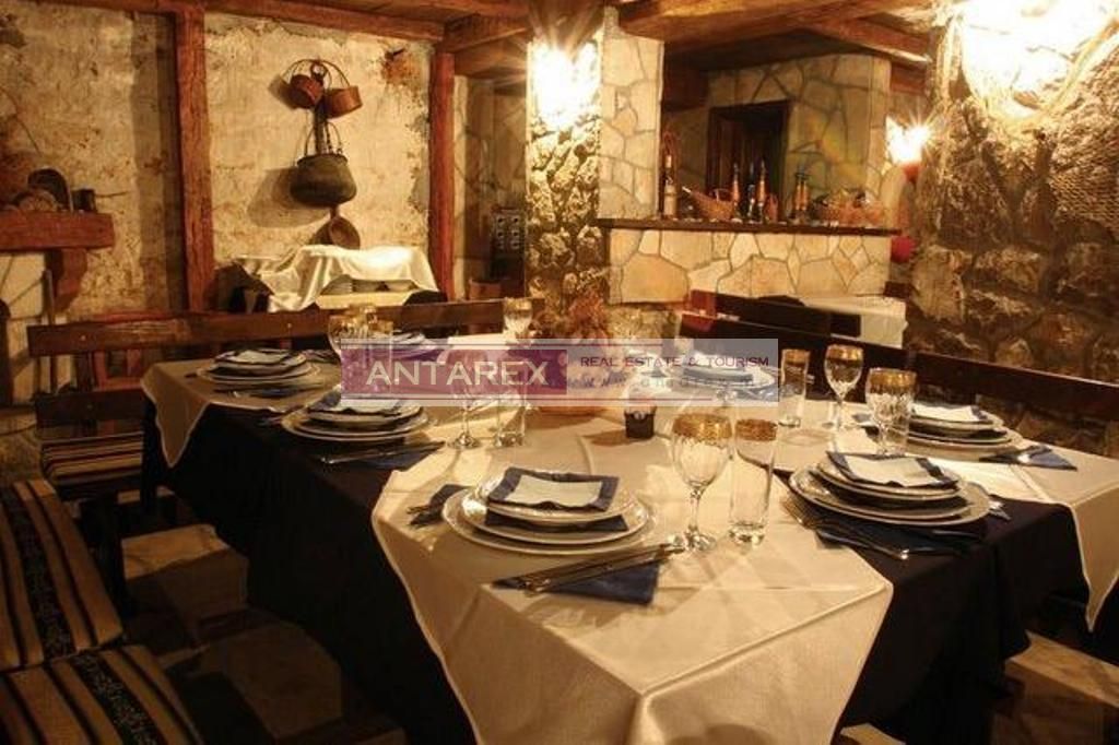 Biens commerciaux à Kumbor, Monténégro, 3 600 m² - image 6