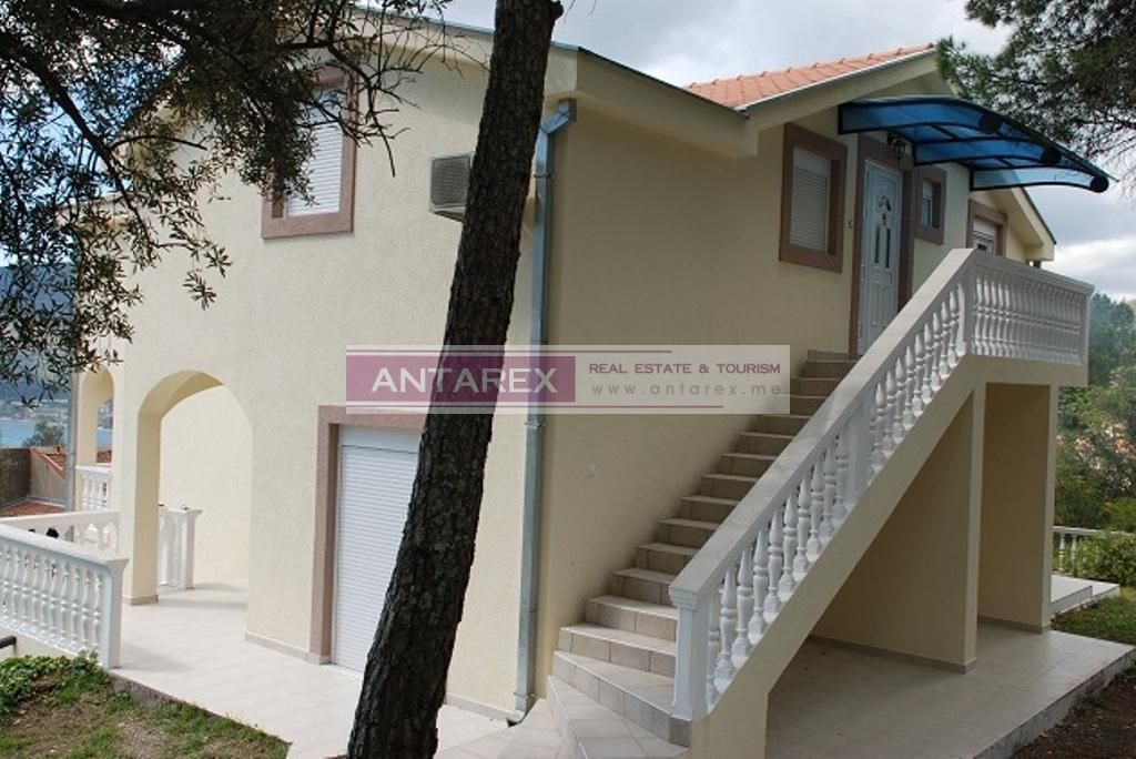 Villa in Herceg-Novi, Montenegro, 275 m² - picture 6